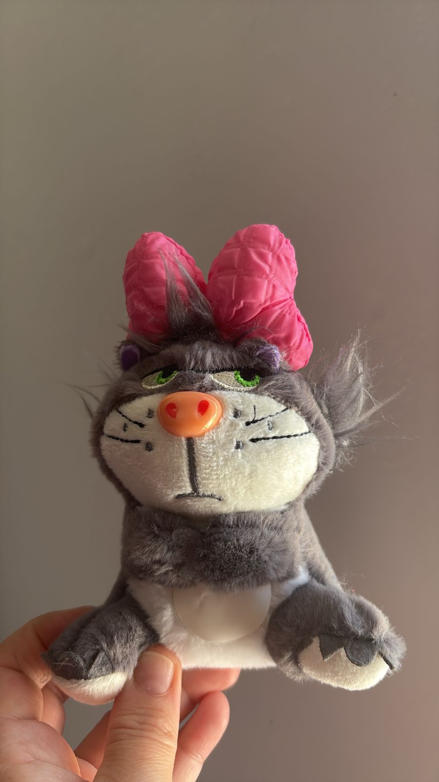 Angry cat car tablo decoration piece