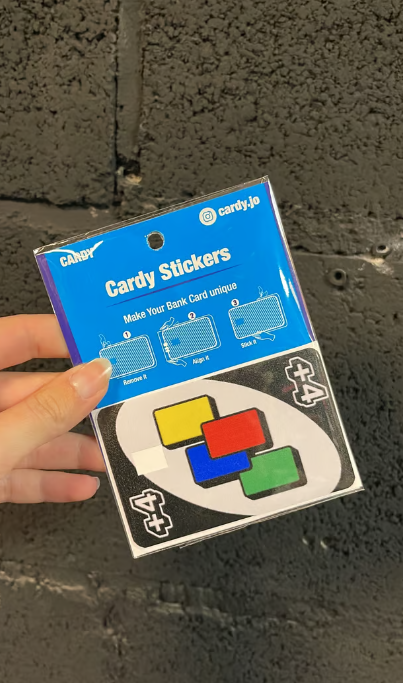 Uno credit card sticker
