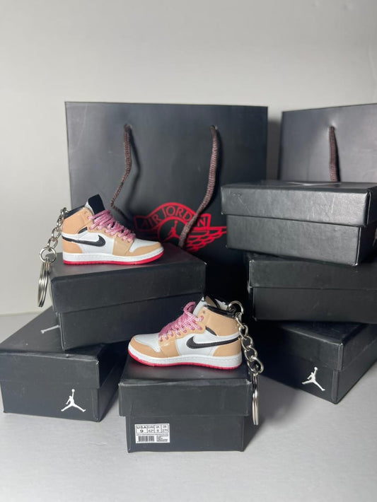 pink mini shoe keychain