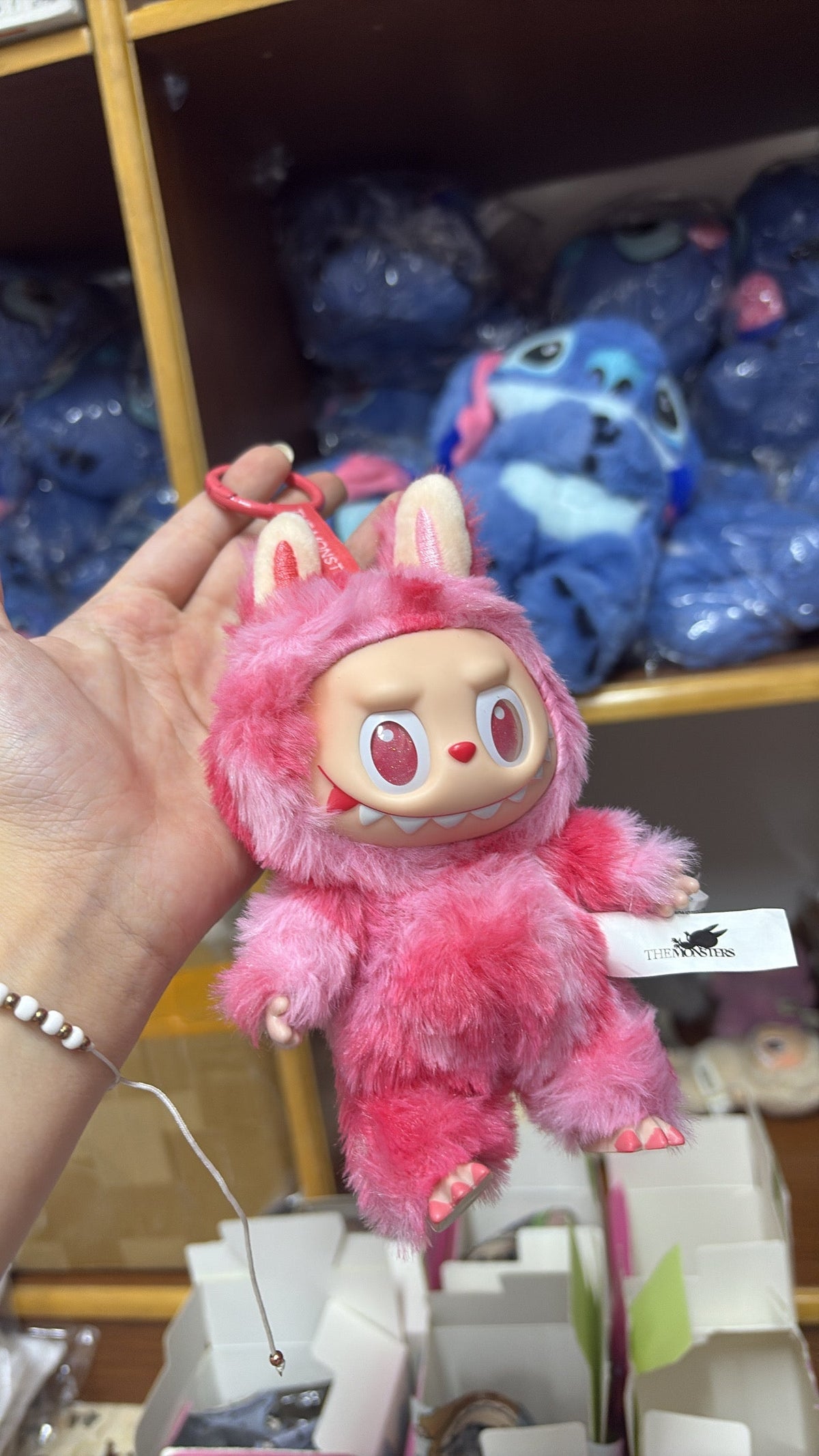 Bubu keychain - 3rd generation - big into energy - Photo 11 | Pinky Promise