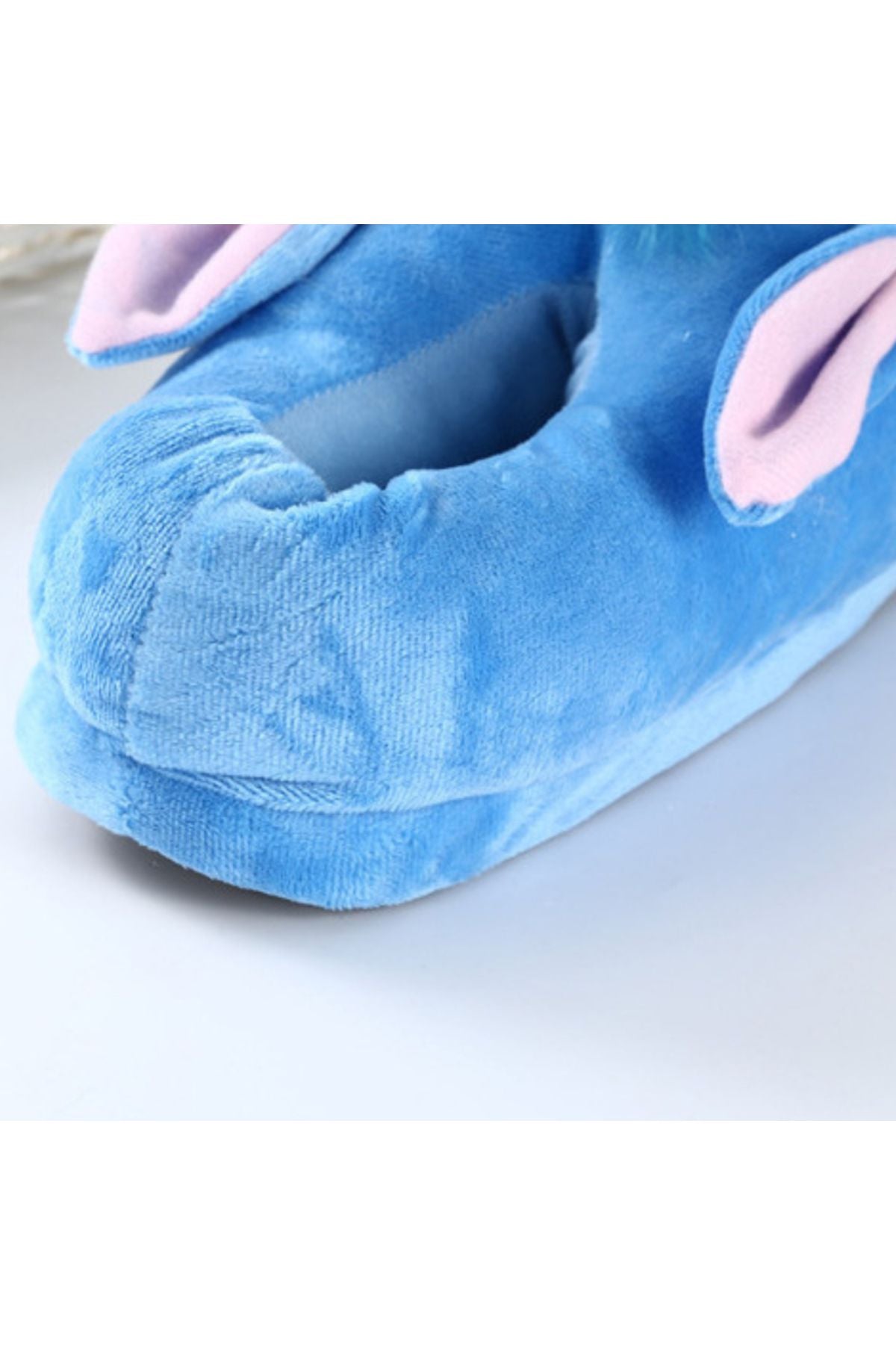 Stitch winter slippers - Close Up | Pinky Promise