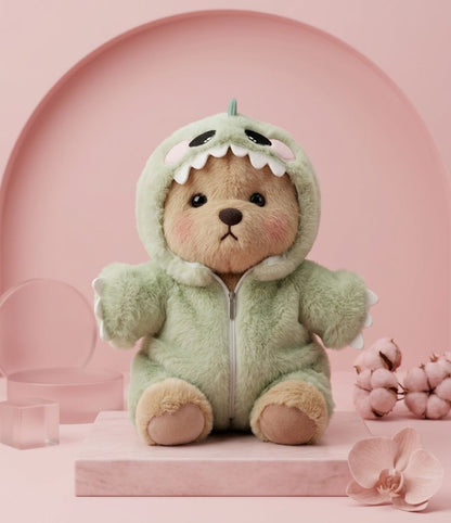 Love Me Bear Plush Toy – 28 cm