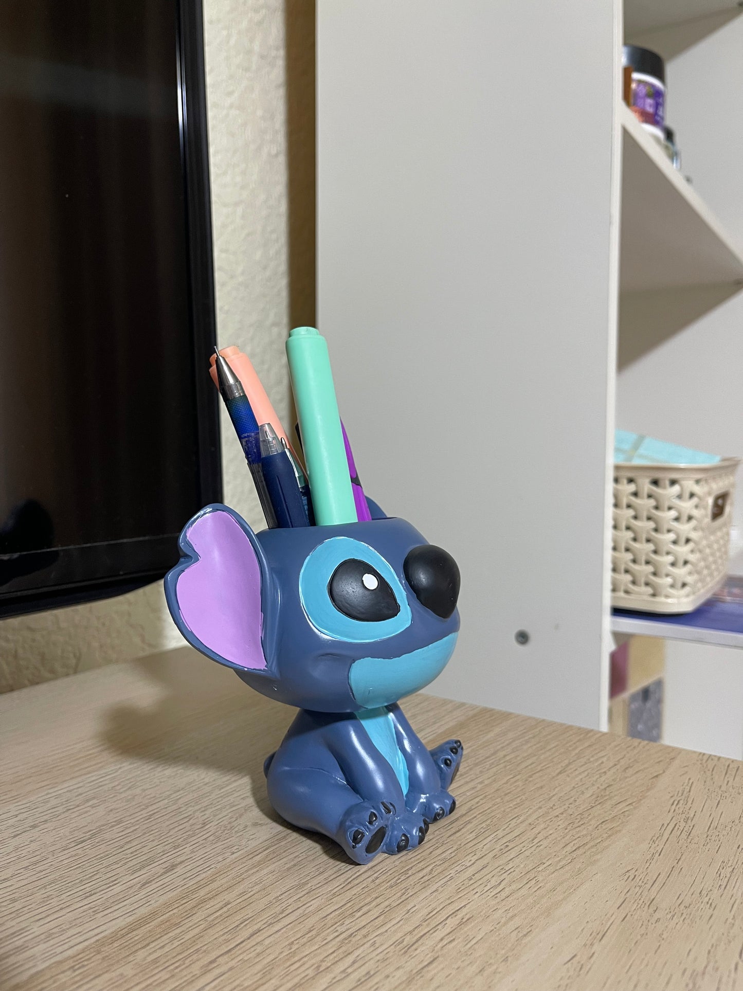 Stitch pencil and pens holder