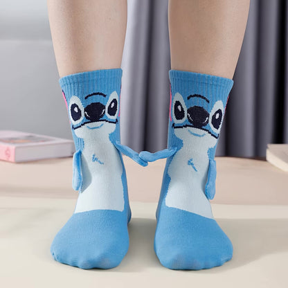 Holding hands stitch socks