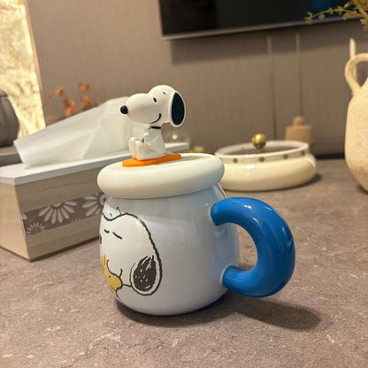 "Be Happy" Snoopy Ceramic Mug with 3D Figurine Lid