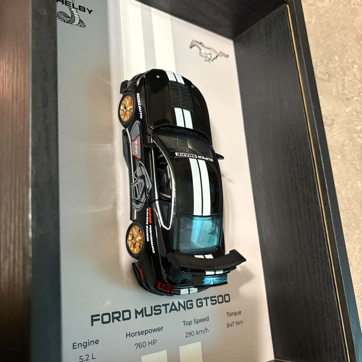 مرسيدس - AMG GT3 - مجسم فني جداري مصبوب ومُجَسّم ثلاثي الأبعاد (32 سم × 23 سم)
