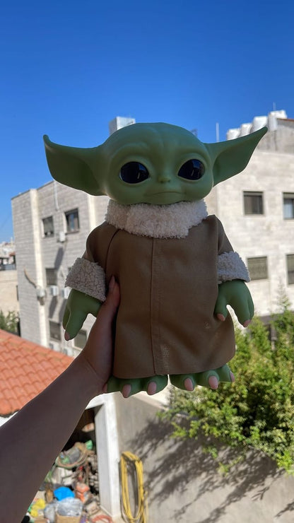 baby yoda - Close Up | Pinky Promise