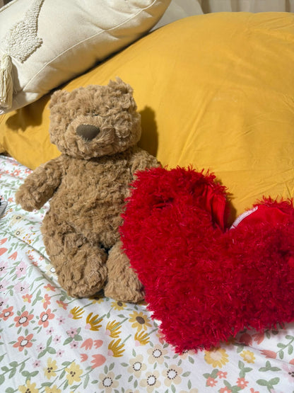 Bear in a heart outfit plush - 26 cm - Photo 9 | Pinky Promise
