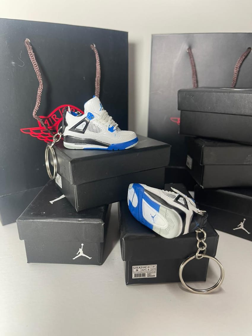 Buy Blue mini shoe kecyain at Pinky Promise