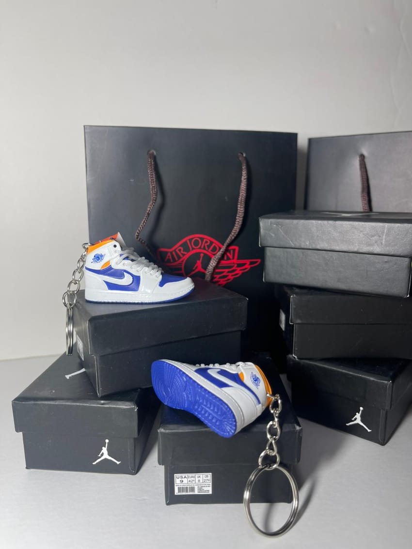 Buy blue/orange mini shoe keychain at Pinky Promise