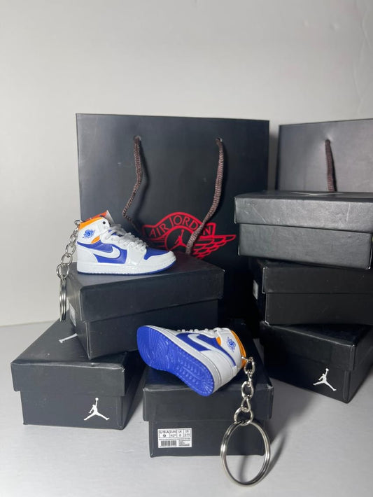 Buy blue/orange mini shoe keychain at Pinky Promise