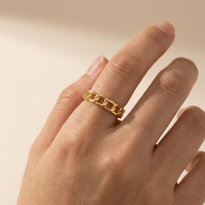 Chain Link Adjustable Ring - Gold Plated 925 Sterling Silver - Close Up | Pinky Promise