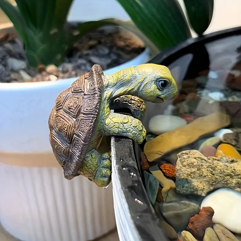 Climbing Turtle Plant Pot Hanger - Photo 4 | Pinky Promise