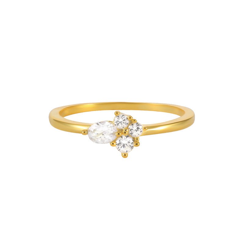Cluster Crystal Ring – 925 Sterling Silver, Gold Plated - Photo 5 | Pinky Promise