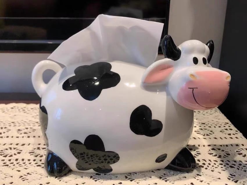 Buy Cow tissue box at Pinky Promise