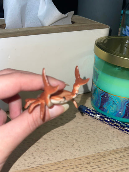 Crab pen holder - Photo 12 | Pinky Promise