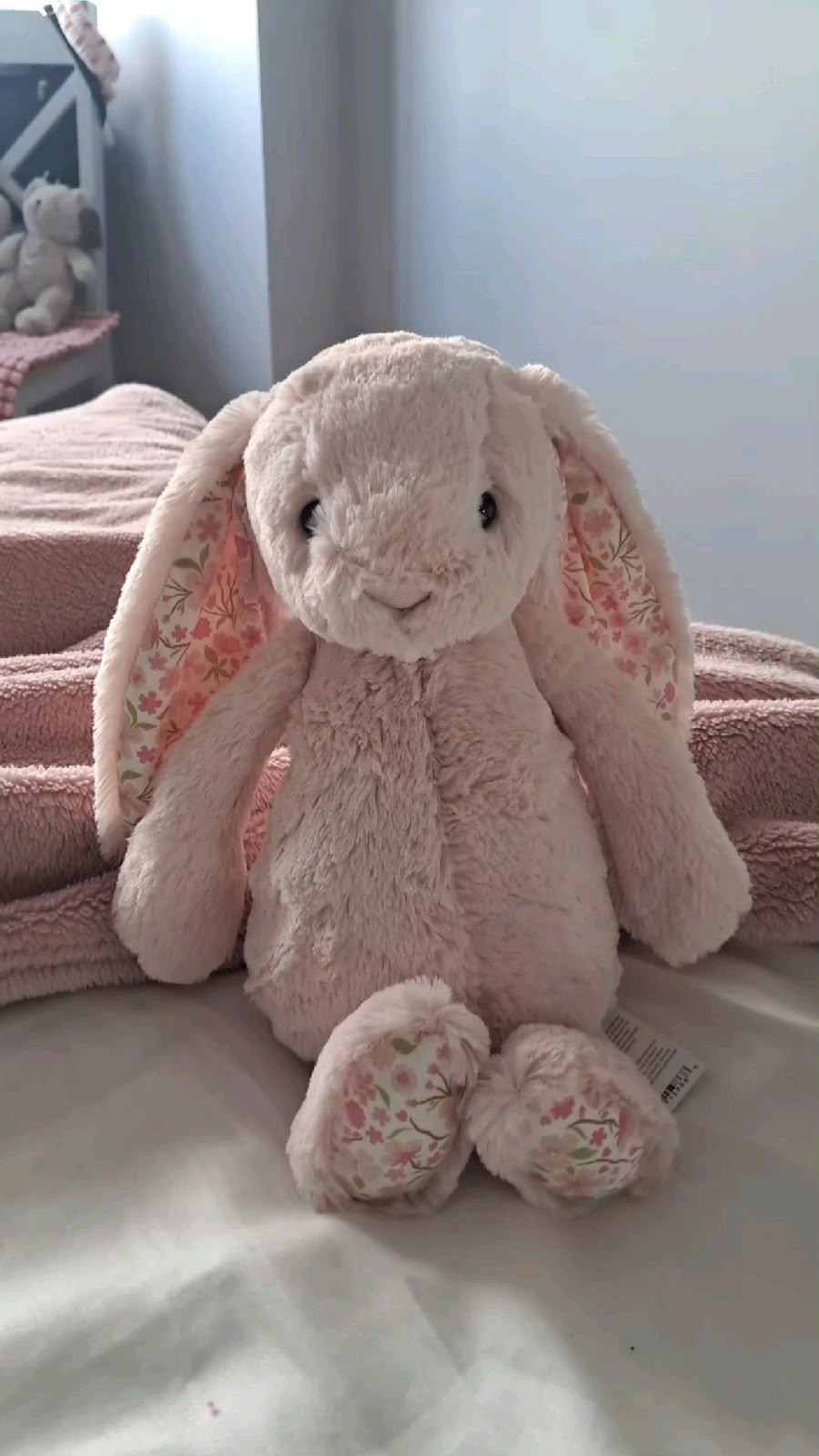 Floral Bunny plush - Pink - 30 cm - Close Up | Pinky Promise