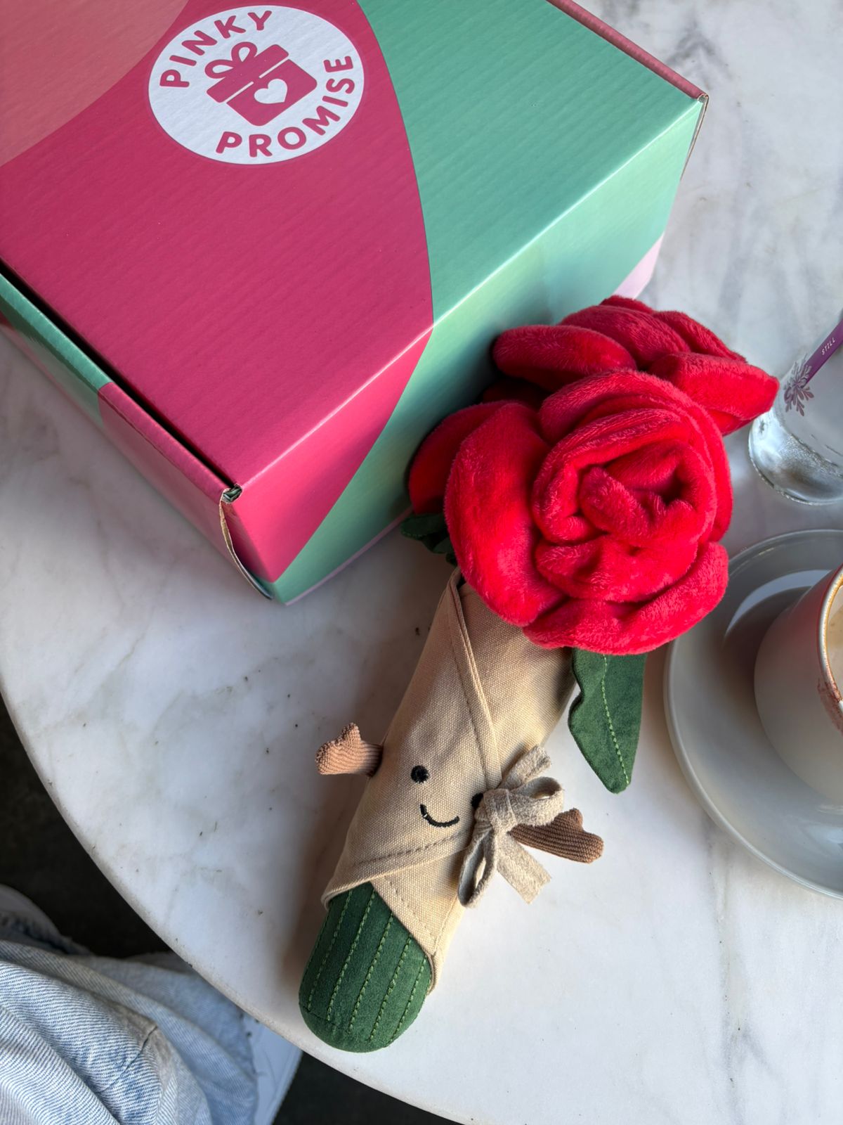 Flower / Roses bouquet plush - 30 cm - Close Up | Pinky Promise