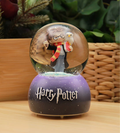 Harry potter snow globe - Close Up | Pinky Promise