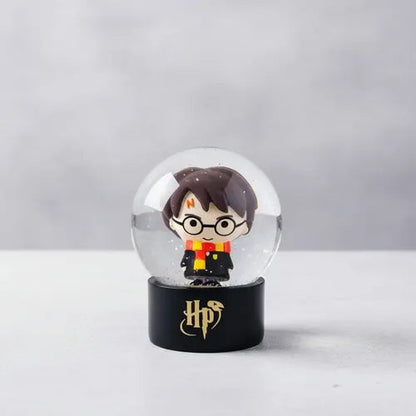 Harry potter snow globe - Close Up | Pinky Promise