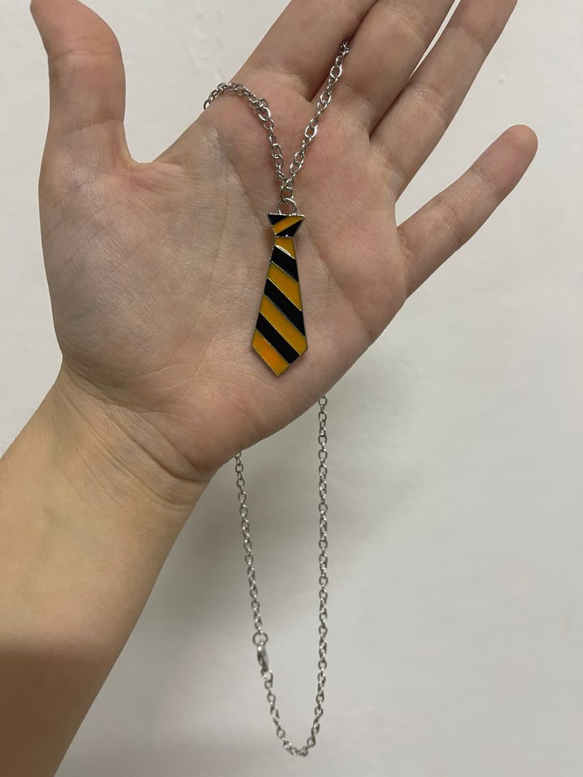 Buy harry potter tie necklace at Pinky Promise