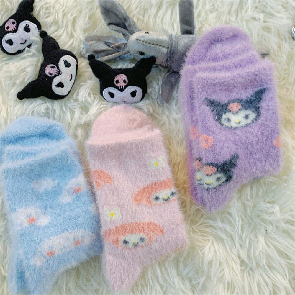 Hello kitty fuzzy socks - Photo 4 | Pinky Promise