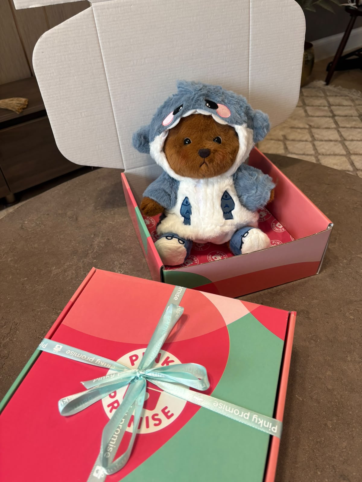 Love Me Bear Plush Toy – 28 cm