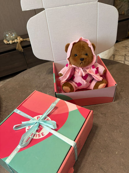 Love Me Bear Plush Toy – 28 cm