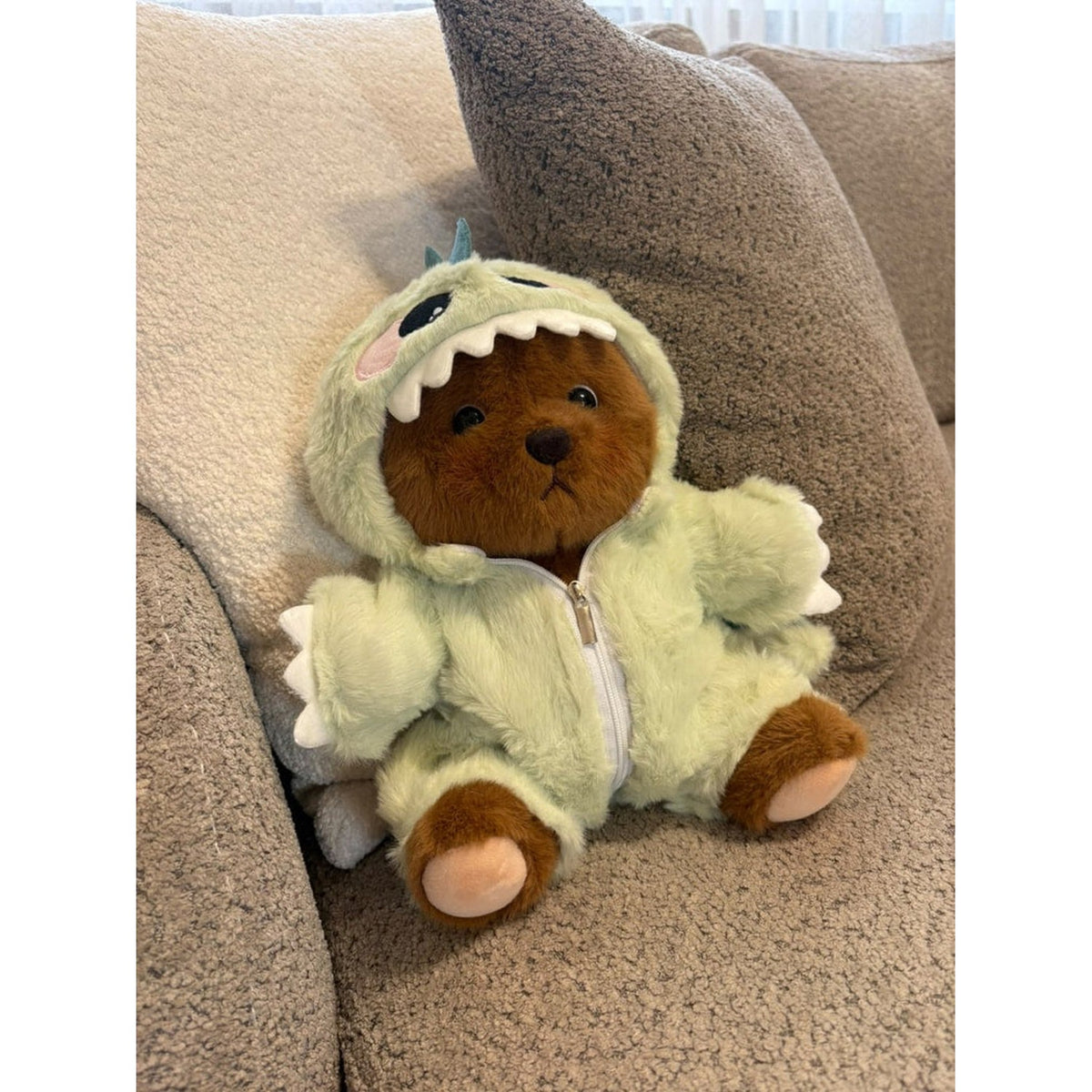 Love Me Bear Plush Toy – 28 cm