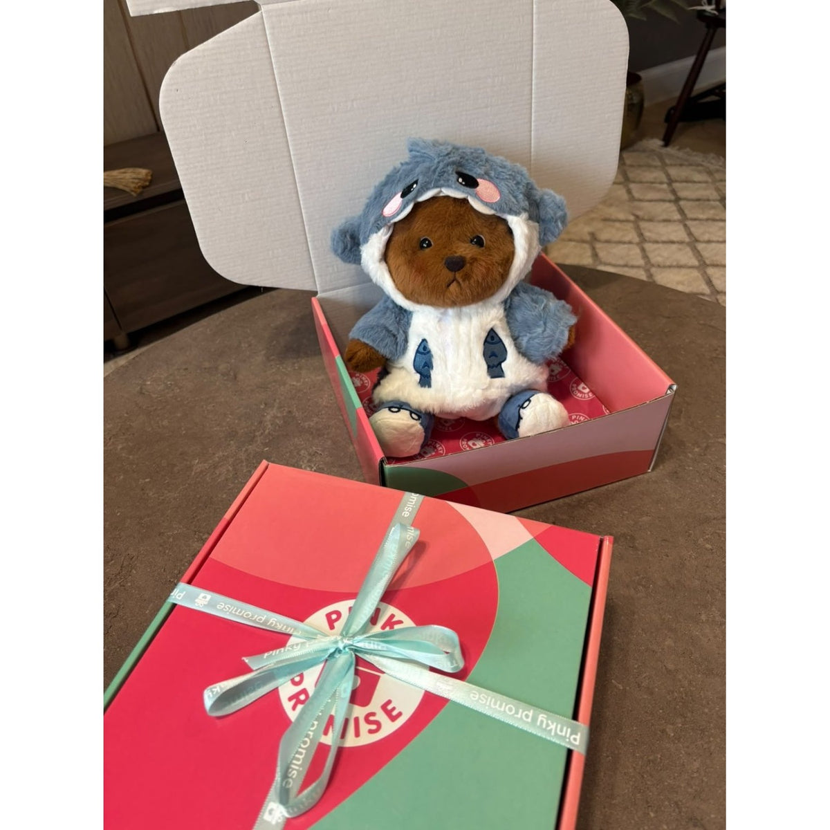 Love Me Bear Plush Toy – 28 cm