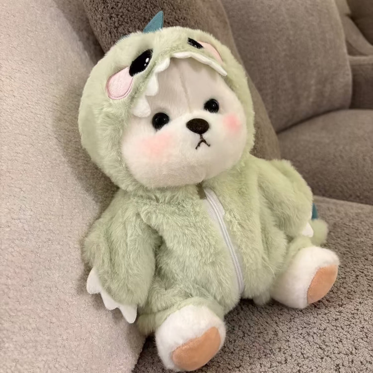 Love Me Bear Plush Toy – 28 cm