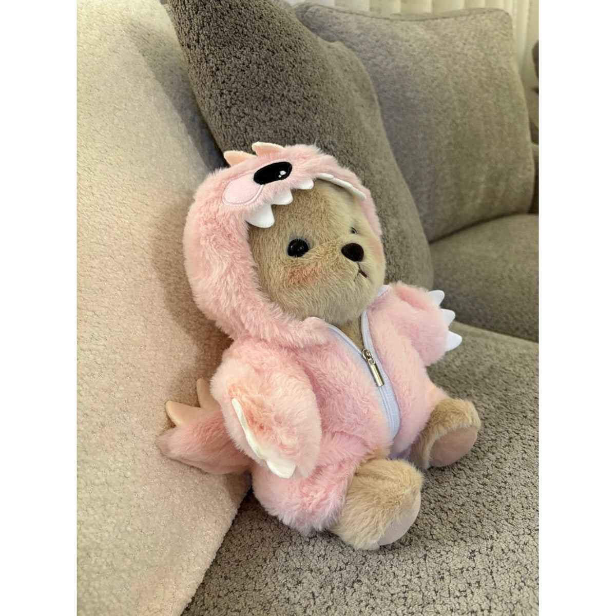 Love Me Bear Plush Toy – 28 cm