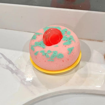 Makka Pakka Soap and Sponge - صابون و اسفنجة نظيف نظيف  - حديقة المرح | Pinky Promise