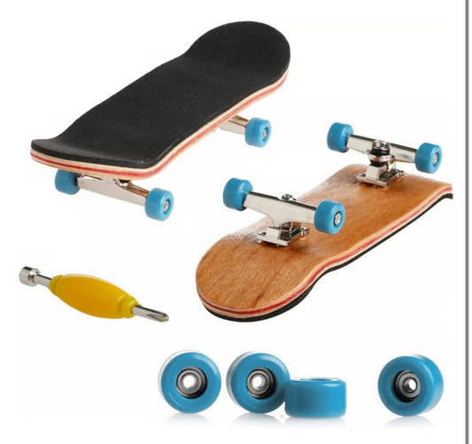 Buy Mini skateboard at Pinky Promise