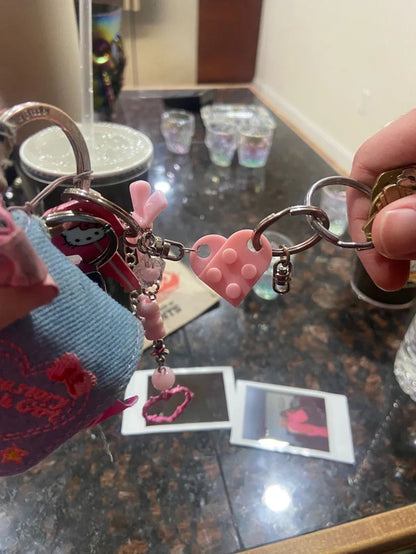 Pink heart keychain - Close Up | Pinky Promise