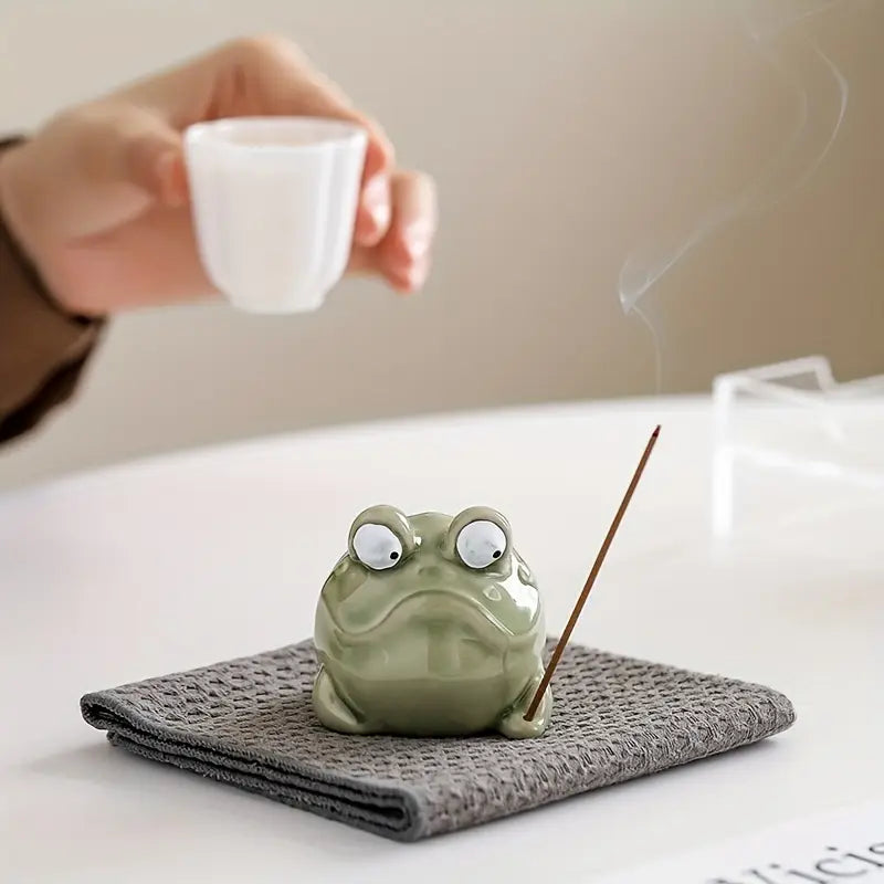Quirky Ceramic Frog Incense / Bakhur Holder | Pinky Promise