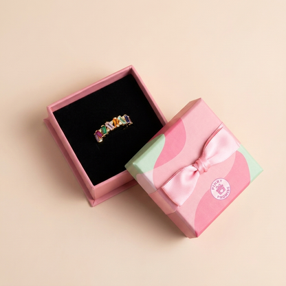 Rainbow Baguette Zigzag Ring - Gold Plated 925 Sterling Silver - Close Up | Pinky Promise
