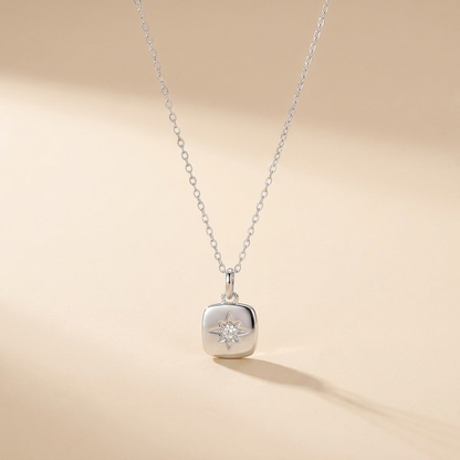 Starburst Compass Pendant Necklace - Gold Plated 925 Sterling Silver - Photo 4 | Pinky Promise