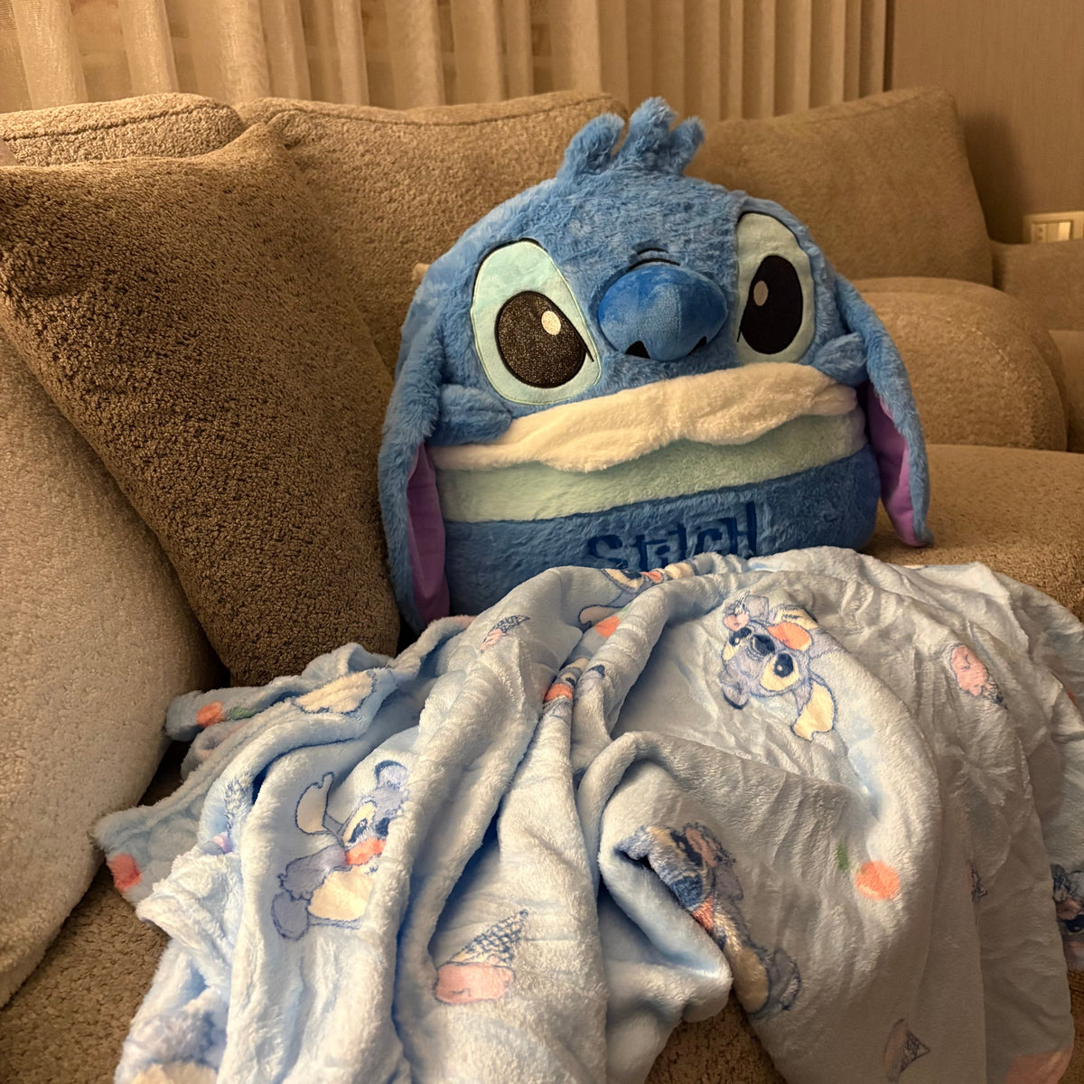 Stitch 2 in 1 pillow and blanket | Pinky Promise