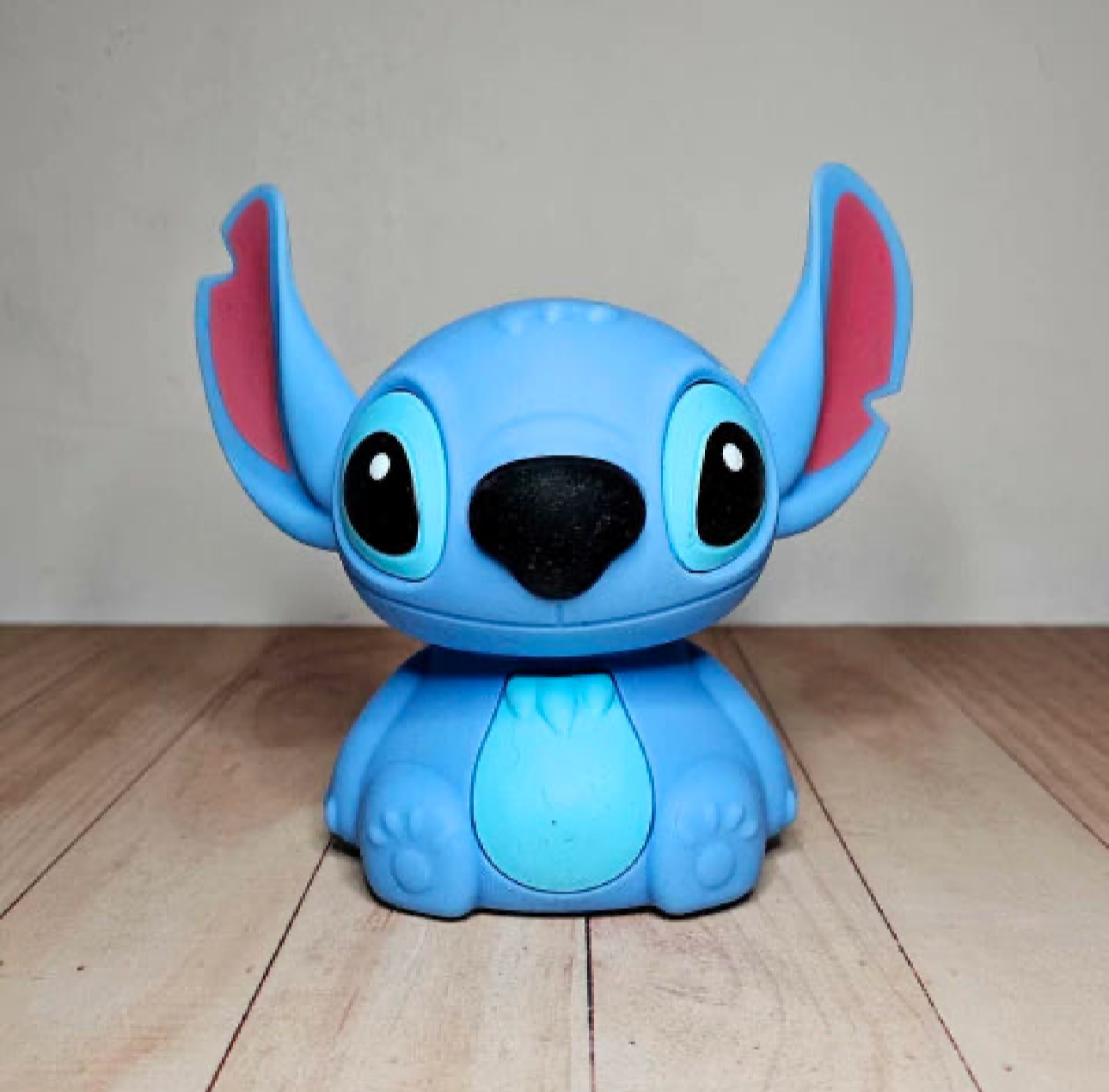Stitch Lamp Light - Photo 9 | Pinky Promise