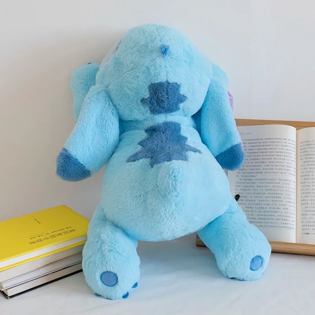 Stitch Plush pillow and blanket - Close Up | Pinky Promise
