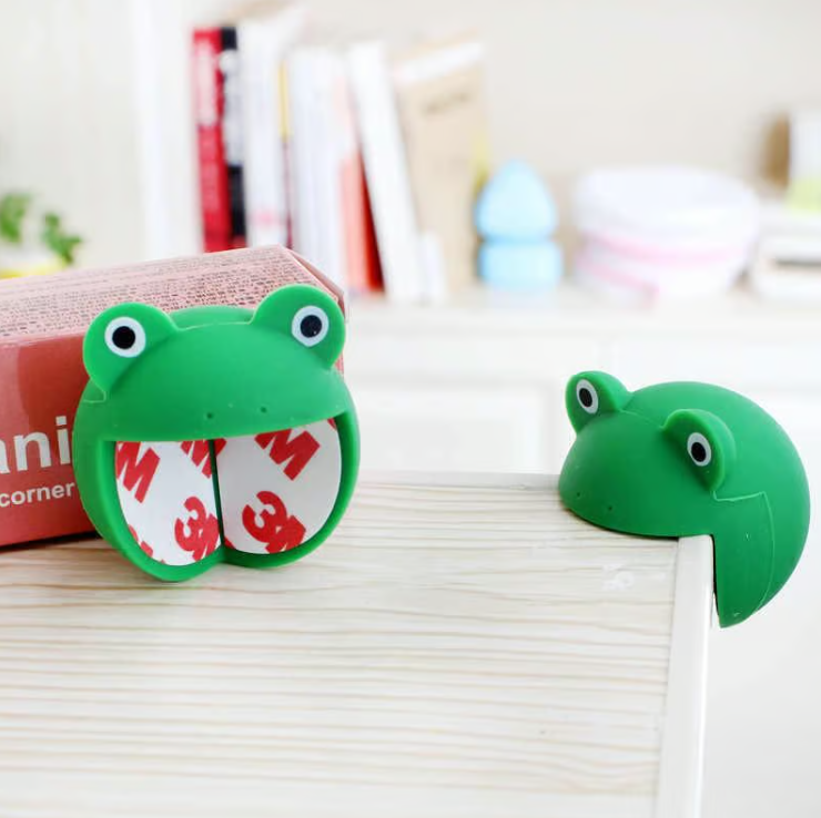 Table corners | Pinky Promise
