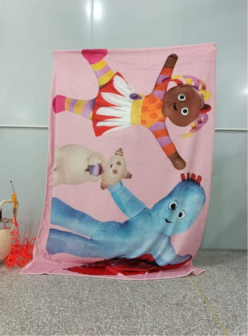 The night garden Big blanket- 200cm * 145 cm - بطانية حديقة المرح | Pinky Promise