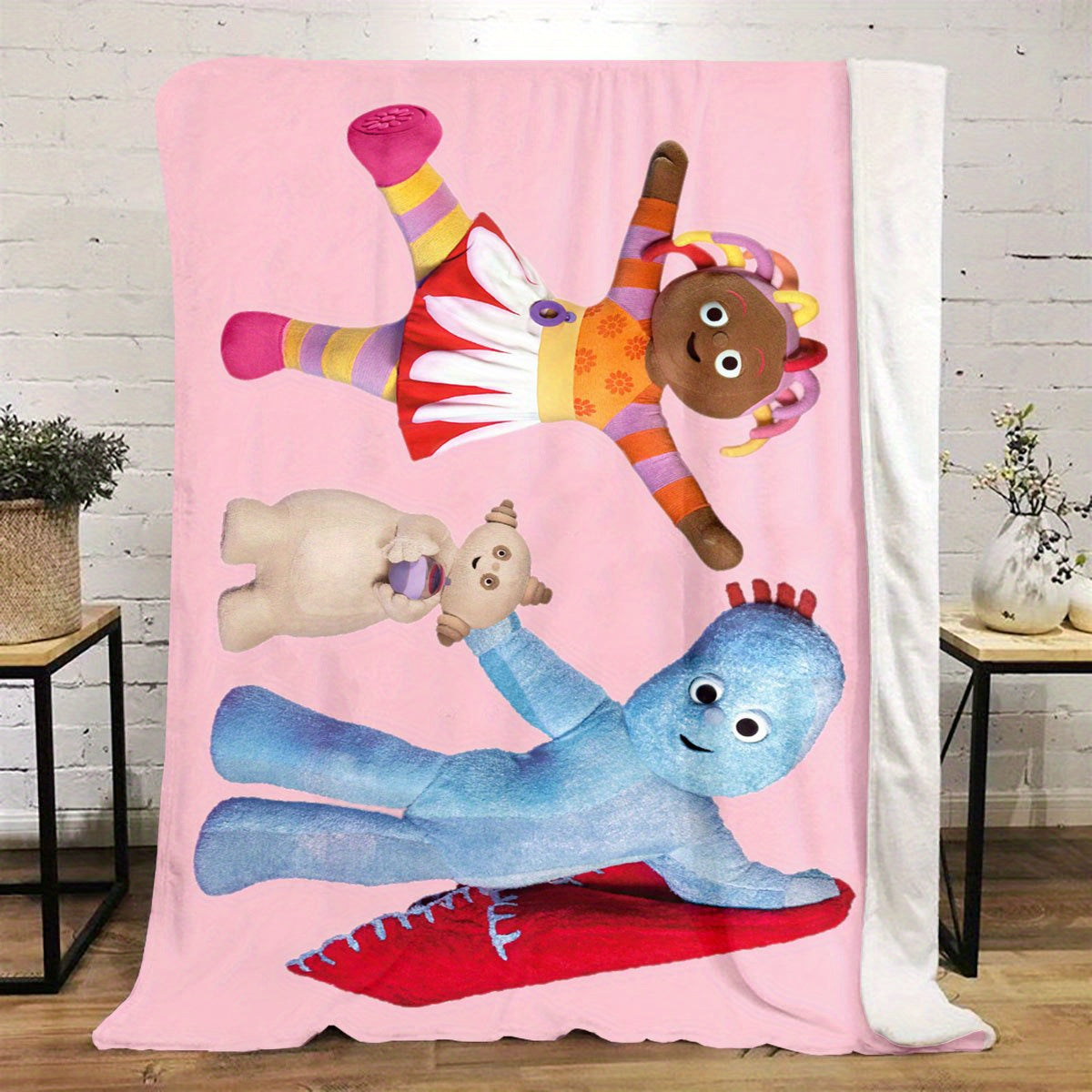 The night garden Big blanket- 200cm * 145 cm - بطانية حديقة المرح - Close Up | Pinky Promise