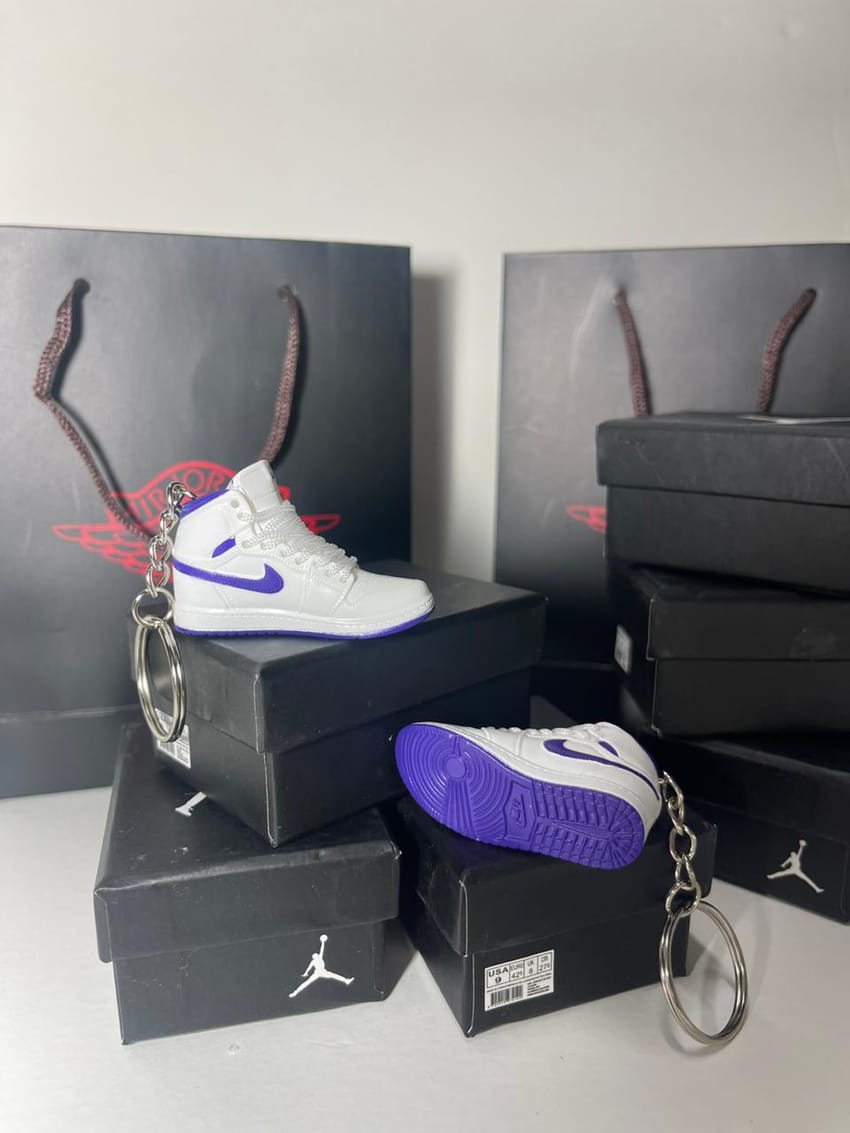 Buy white/purple mini shoe keychain at Pinky Promise